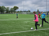 Laatste training S.K.N.W.K. JO19-1 van donderdag 30 mei 2024 (68/136)